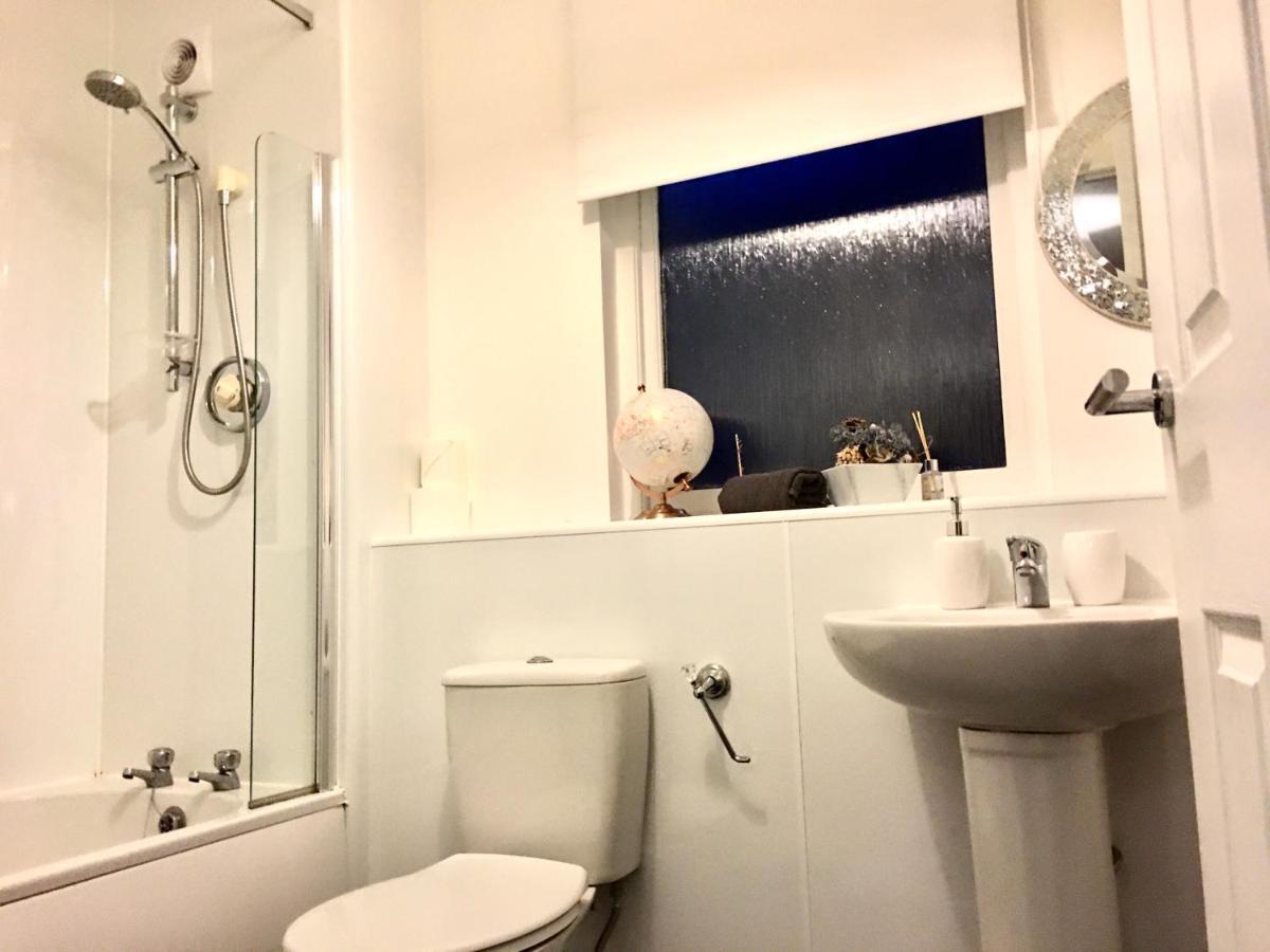Central Spacious 2 Bedroom By Union Square Free Parking Αμπερντήν Εξωτερικό φωτογραφία